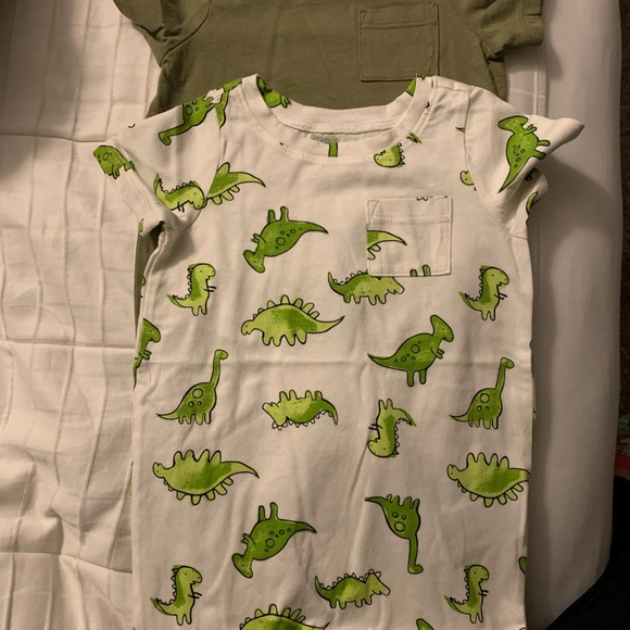 3-6 month baby onsie - Picture 2 of 4